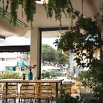 Del Corso Отель Бибионе