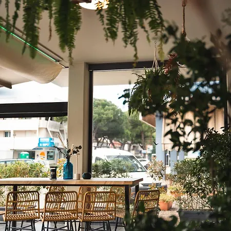 Del Corso מלון ביביונה