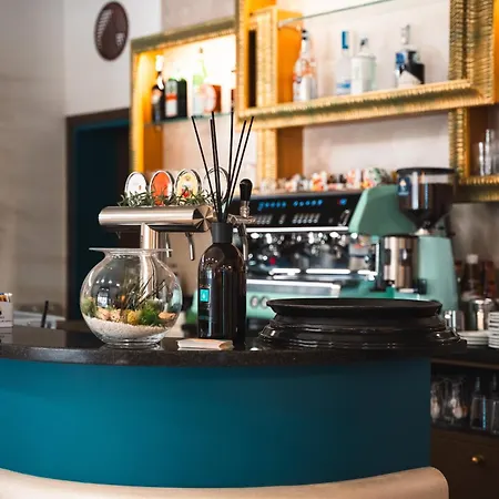 Готель Del Corso 2*