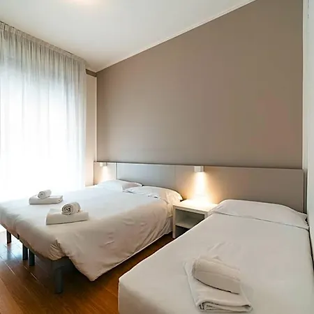 Del Corso Hotell 2*