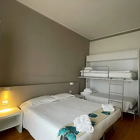 Hotell Del Corso 2*
